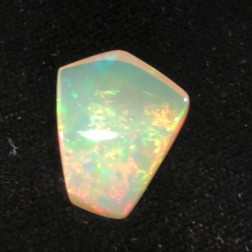 Opal - Picture 2 of 4